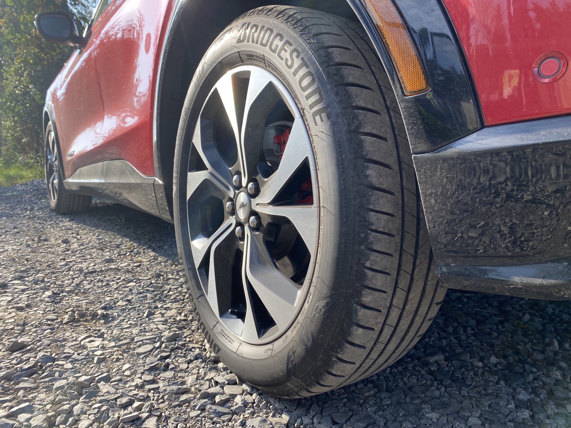 Abbiamo analizzato i test dei pneumatici estivi di quest’anno: la qualità a un prezzo ragionevole esiste ancora.