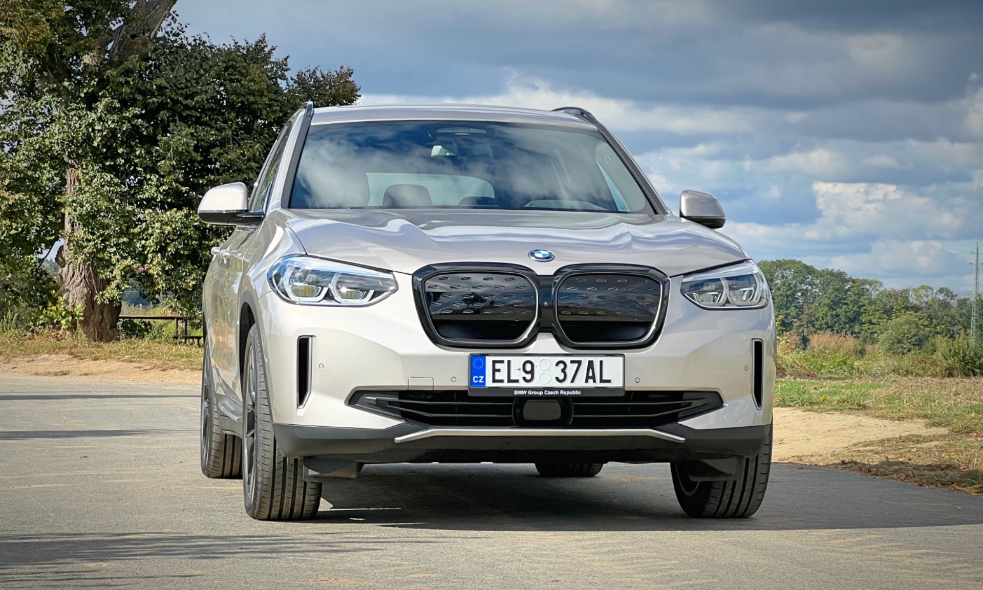 BMW iX3: un SUV elettrico non è per tutti, ma può comunque piacere